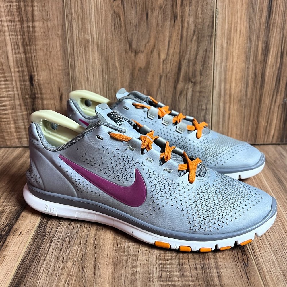 Nike Free 3.0 Advantage Womens Running Shoes Silver Pink EUC 512237 009 Size 6.5